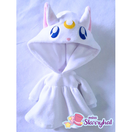 Robe kigurumi Artemis dans sailor moon