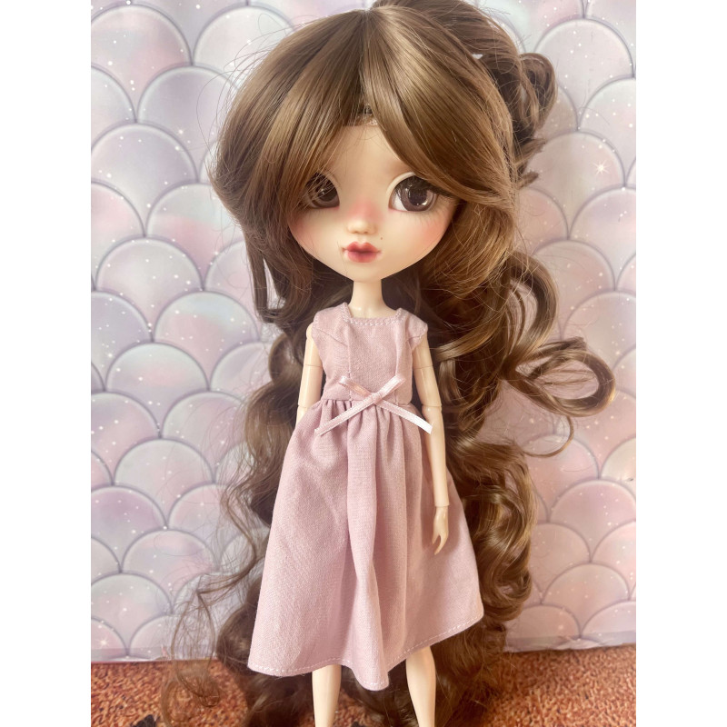 Wig Leeke Maroon queue de cheval bouclé