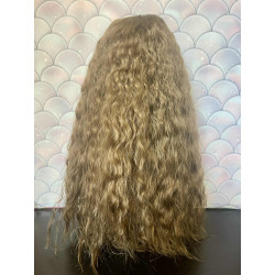 Wig Leeke  ondulé Maroon